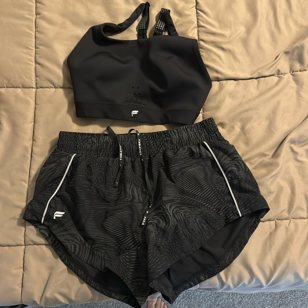 Black fabletics Eco Full Speed Run Short with sports bra size small